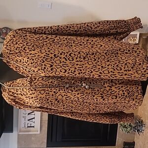 Leopard Print Lomg Sleeve With Scrunch On Sleeves And Around Neck